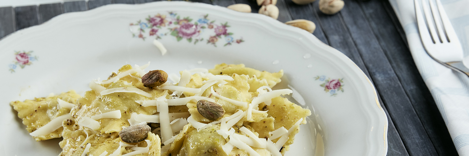 Ravioli Ricotta E Erbette Pistacchi E Caciocavallo Non Solo Buono